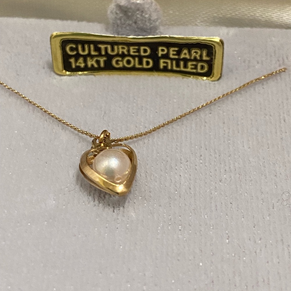 Gold Cultured Pearl Heart Necklace